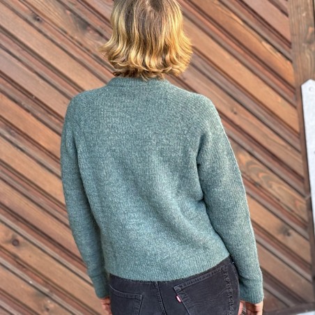 Mohair Cardigan mit Rundhalsausschnitt und Reißverschluss von Johnnylove aus Norwegen.